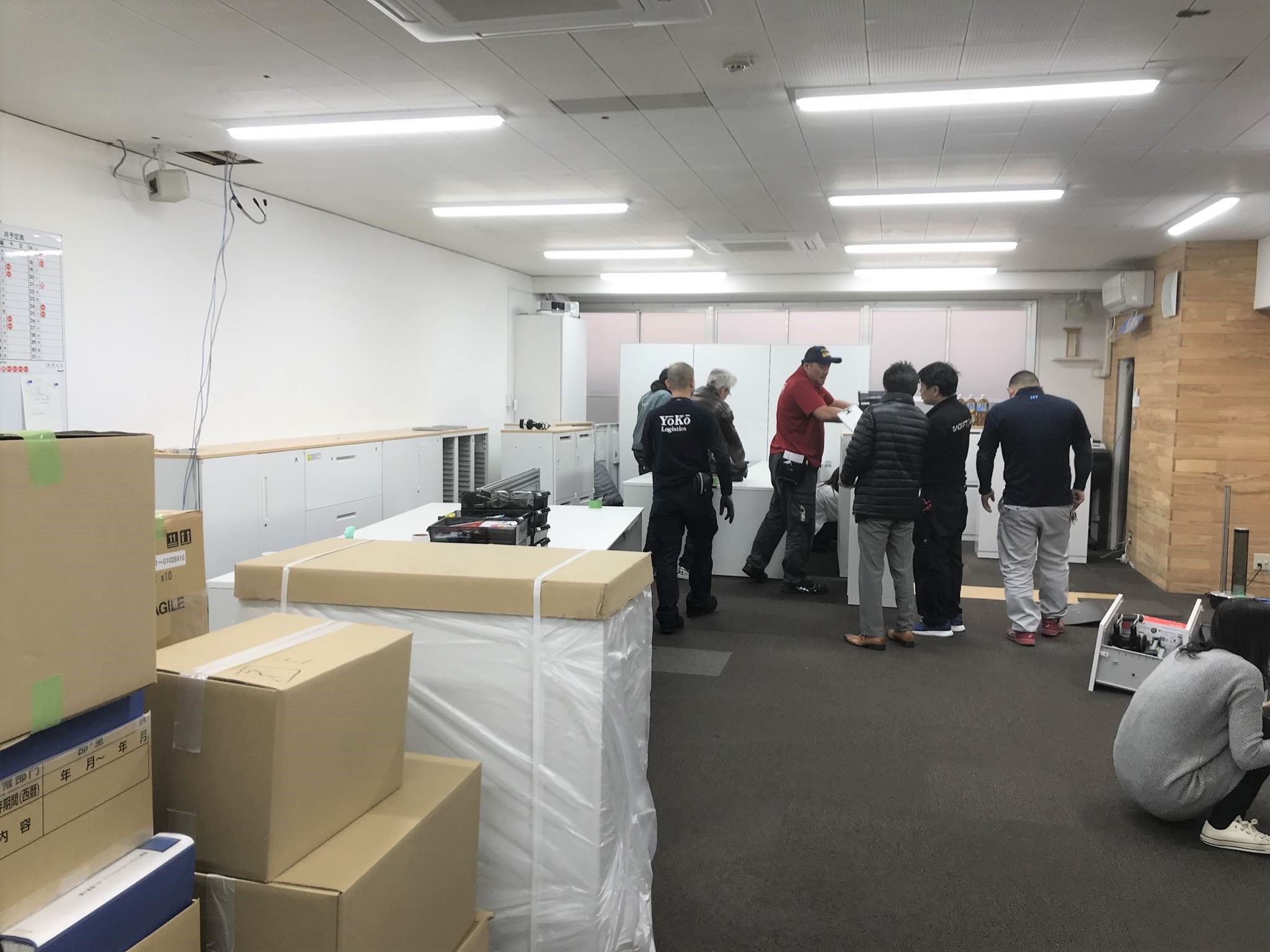 HY事務所改装中